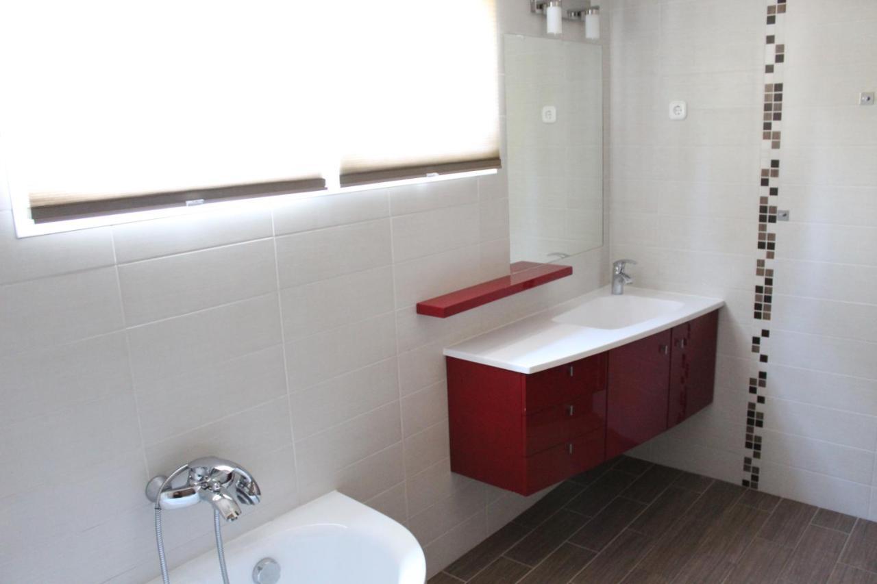Апартаменти Medlin Apartman Шіофок Екстер'єр фото